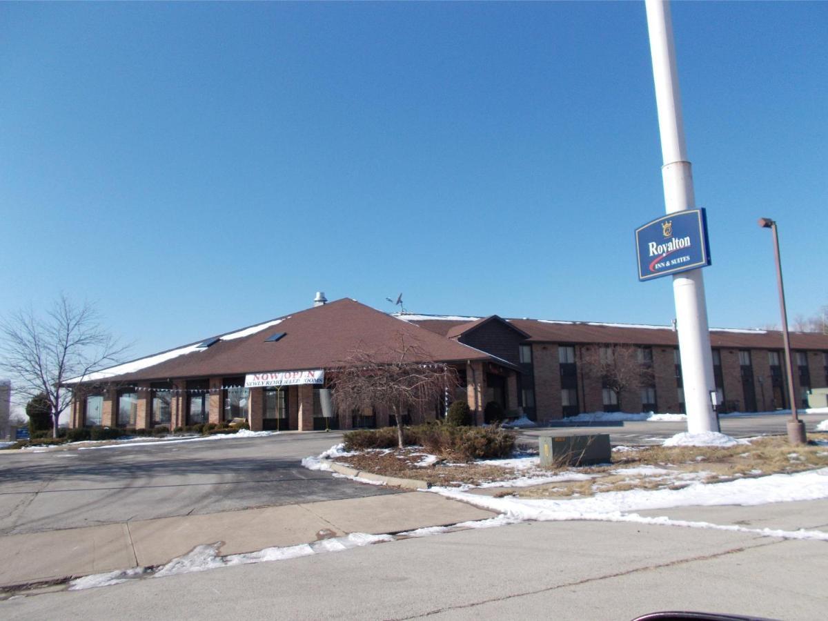 Royalton Inn And Suites, Wilmington,Ohio Экстерьер фото